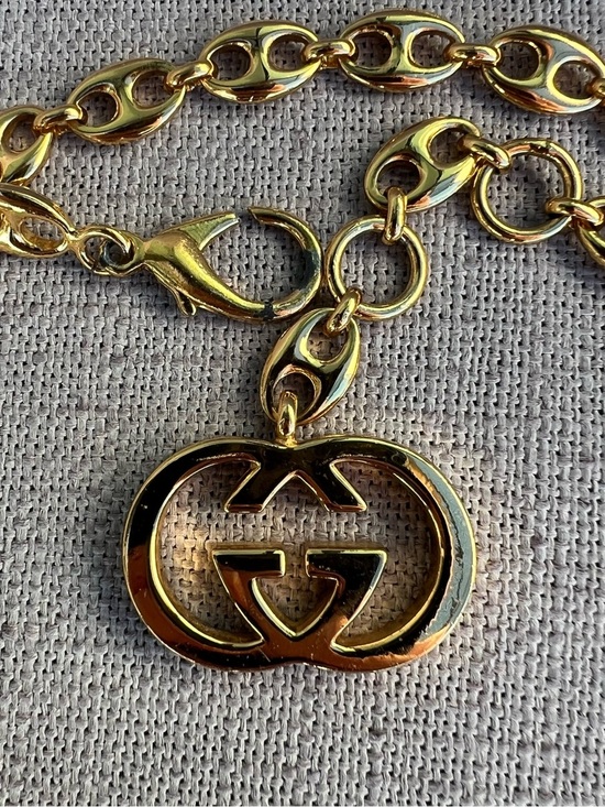 Vintage Rare 1970’s Gucci GG Logo Pendant Mariner Link Chain Belt Gold Plated